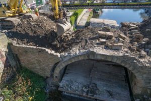 listed canal bridge renovation